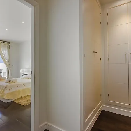 别墅 Eleonora, Luxury With Heated Pool Ocean View In Adeje, Tenerife