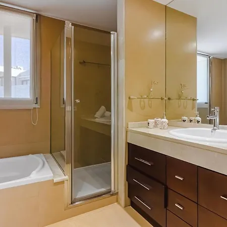 别墅 Eleonora, Luxury With Heated Pool Ocean View In Adeje, Tenerife 阿德耶