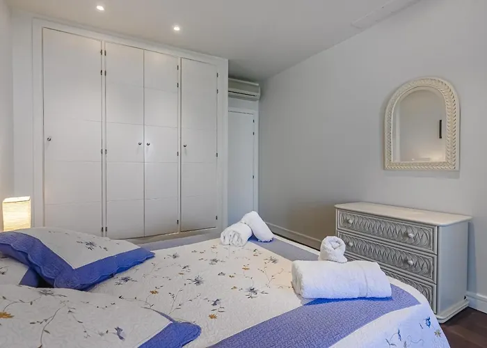 Eleonora, Luxury With Heated Pool Ocean View In Adeje, Tenerife Вилла *