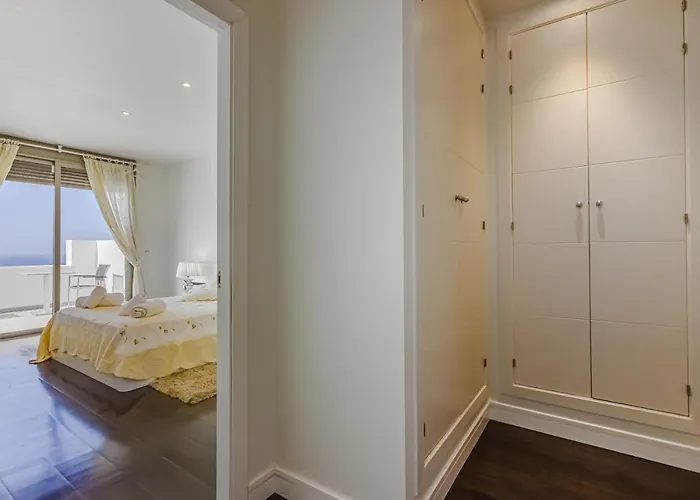 Вилла Eleonora, Luxury With Heated Pool Ocean View In Adeje, Tenerife