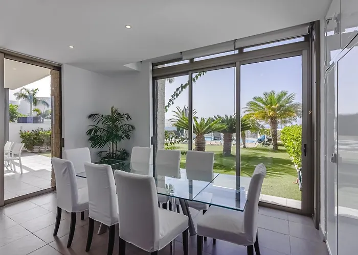Eleonora, Luxury With Heated Pool Ocean View In Adeje, Tenerife Вилла Адехе