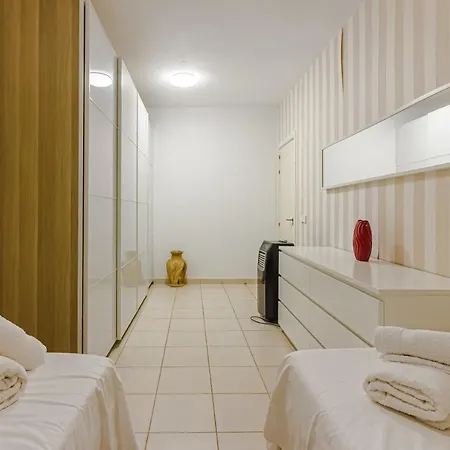 Eleonora, Luxury With Heated Pool Ocean View In Adeje, Tenerife Costa Adeje