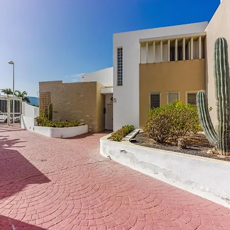 Eleonora, Luxury With Heated Pool Ocean View In Adeje, Tenerife * 아데제
