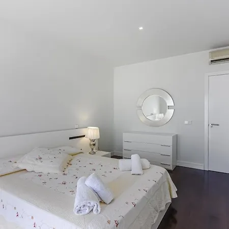 Villa Eleonora, Luxury With Heated Pool Ocean View In Adeje, Tenerife