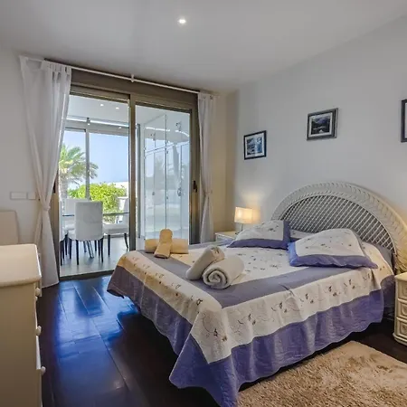 Eleonora, Luxury With Heated Pool Ocean View In Adeje, Tenerife 빌라