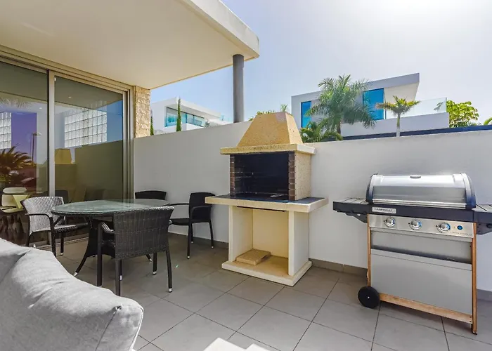 Вілла Eleonora, Luxury With Heated Pool Ocean View In Adeje, Tenerife Адехе