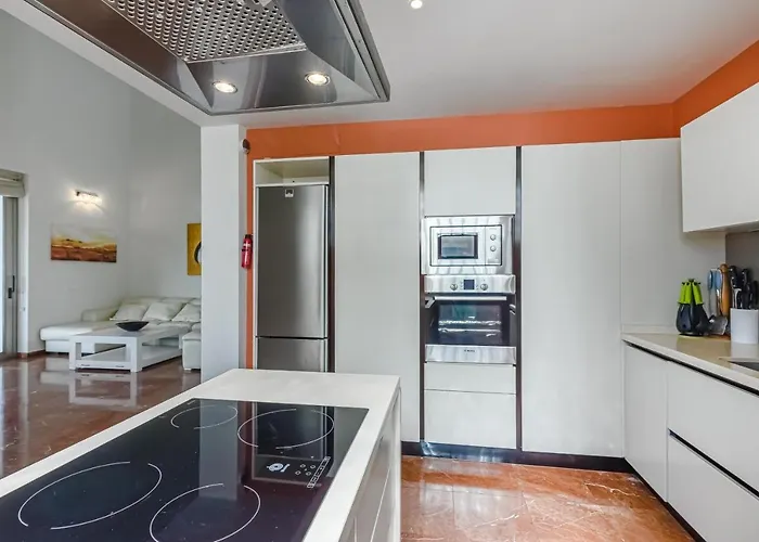 Eleonora, Luxury With Heated Pool Ocean View In Adeje, Tenerife Вілла