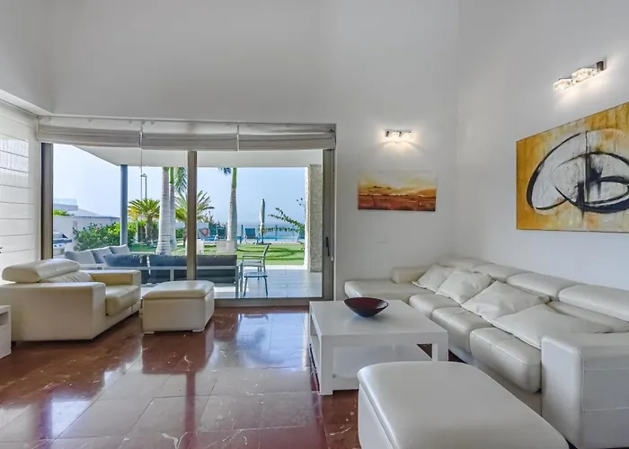 Eleonora, Luxury With Heated Pool Ocean View In Adeje, Tenerife * Адехе