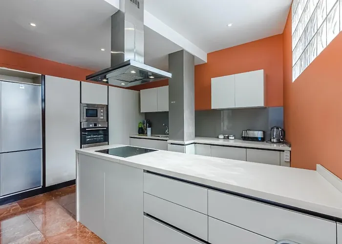 Вілла Eleonora, Luxury With Heated Pool Ocean View In Adeje, Tenerife *