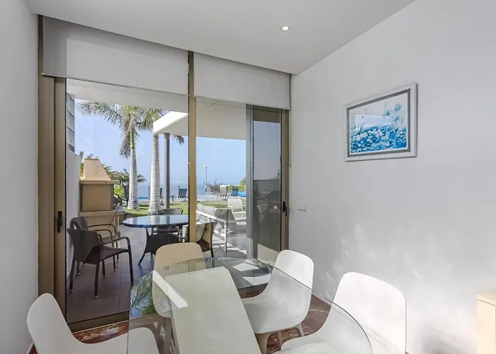Eleonora, Luxury With Heated Pool Ocean View In Adeje, Tenerife Вілла *