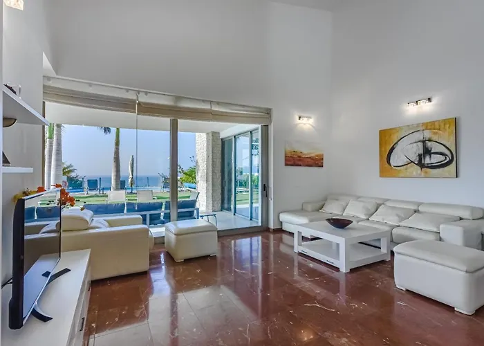 Eleonora, Luxury With Heated Pool Ocean View In Adeje, Tenerife * Адехе
