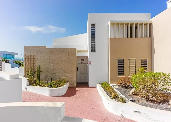 Eleonora, Luxury With Heated Pool Ocean View In Adeje, Tenerife * Адехе