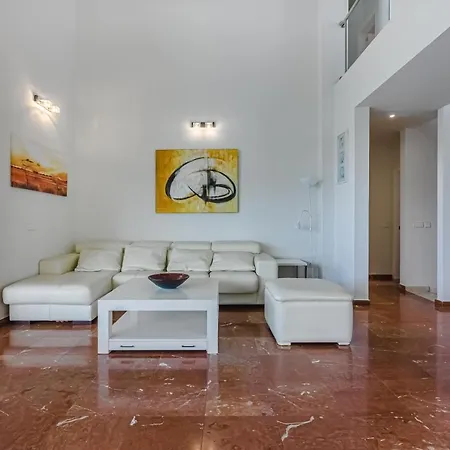 Eleonora, Luxury With Heated Pool Ocean View In Adeje, Tenerife Vila